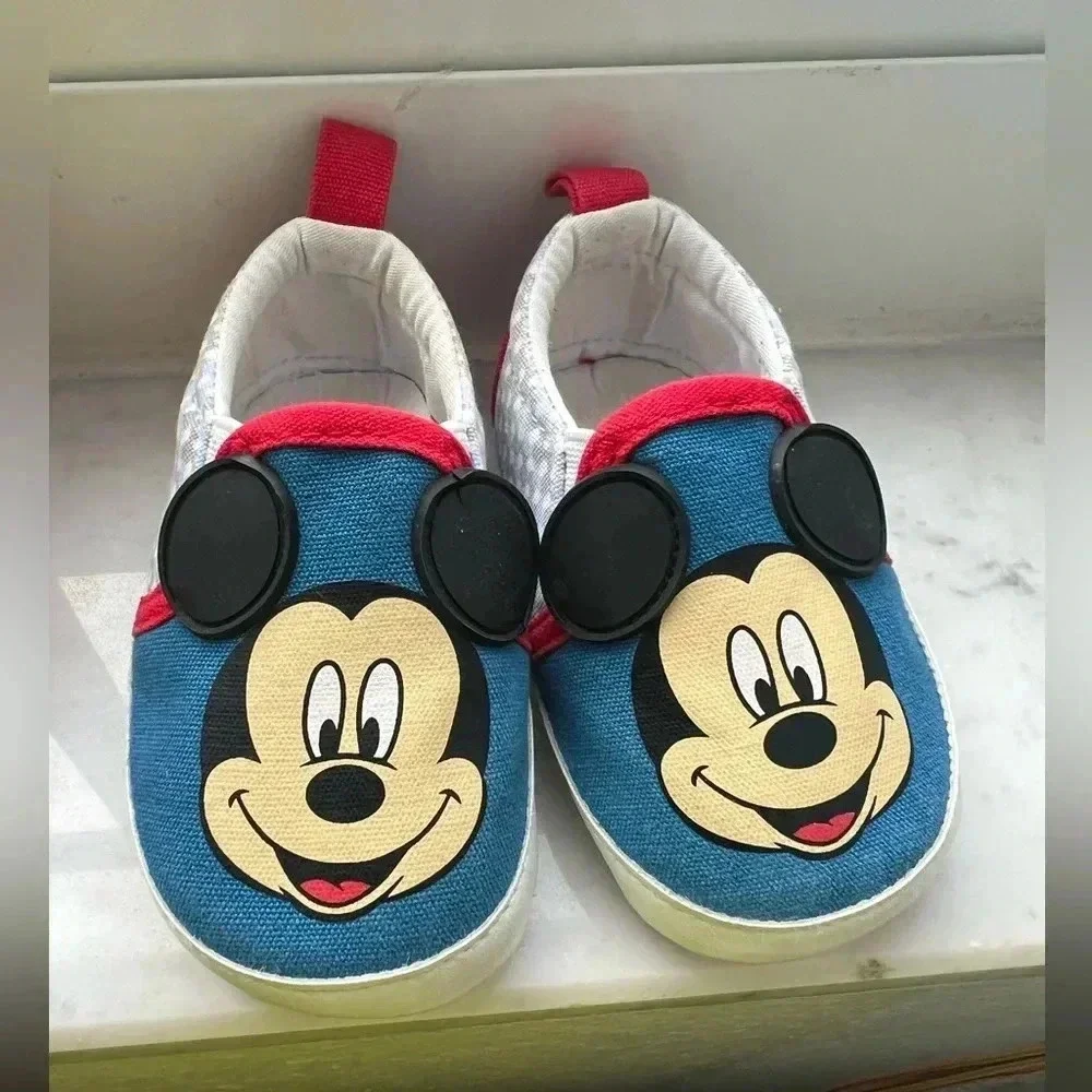 Disney Baby Bundle of 4 pairs of baby shoes (Size 6-9Months) - Picture 2 of 15